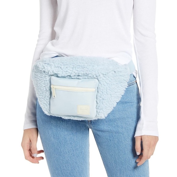 herschel supply co seventeen
